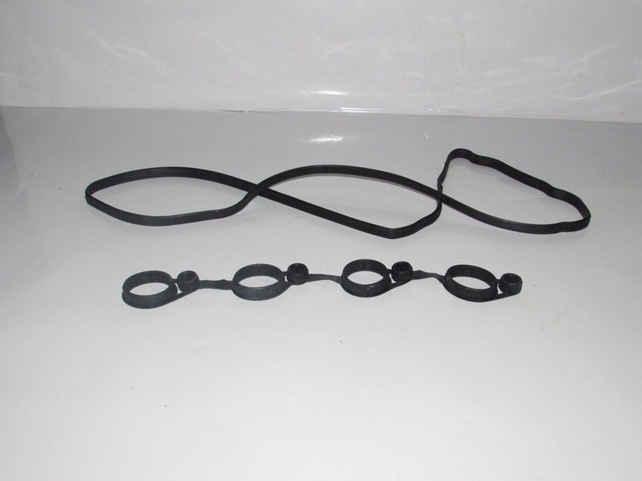 ACCENT BLUE 2011- / i20 BENZİNLİ / ACCENT BLUE 2011- / İ20 / İ30 BENZİNLİ KÜLBÜTÖR KAPAK CONTA