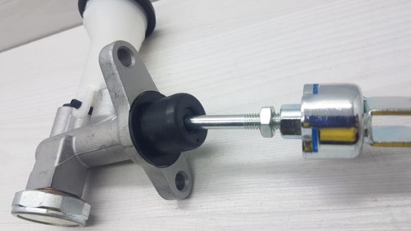 Üst Merkez Hilux Ln145