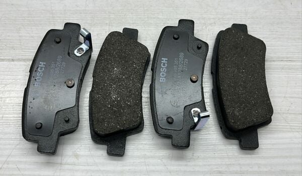 Balata Arka Blue/Elant 11-/i40/i30 12-/Auris