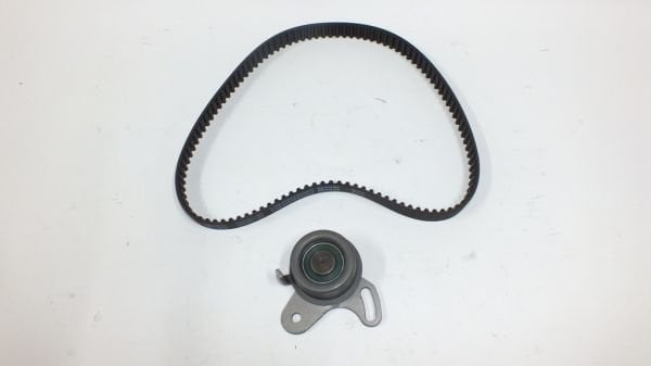 ACCENT 1.3 MILENYUM 00-05 / GETZ 1.3 BENZ 12V TRİGER SET ( GMB KAYIŞ - GMB RULMAN ) YEŞİL KUTU