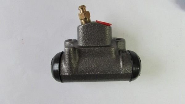 H 100 KMY 2004- FREN MERKEZİ ARKA SOL