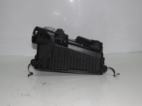 GETZ 2003-2005 BENZİNLİ HAVA FİLTRE ALT KAPAĞI