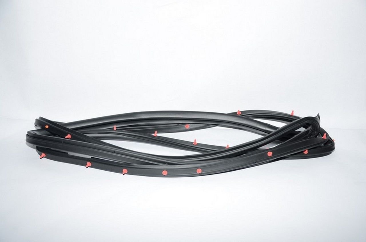 H100 KMY 05- KAPI LASTİĞİ ÖN SAĞ