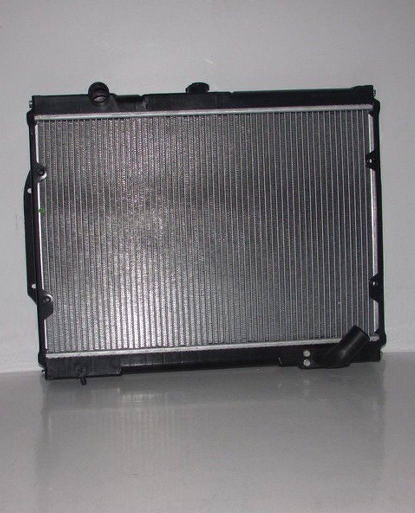 L 200 91-96 RADYATÖR DÜZ VİTES BRAZING TİP