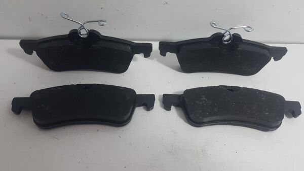 Balata Arka Civic 12- /Yaris 06- D4D 1,3 Hb