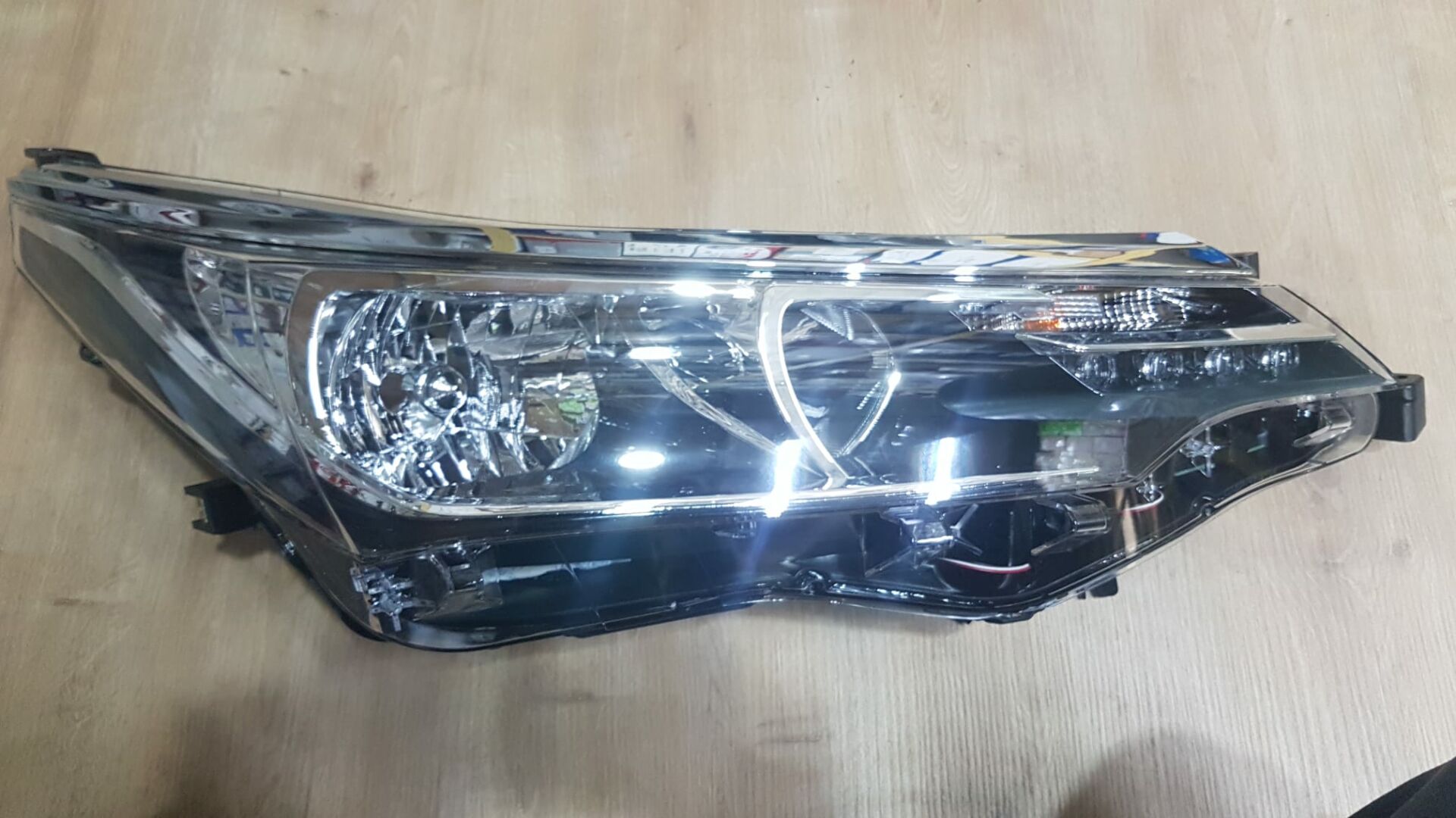 corolla far nikelajlı ledli sol 17-19