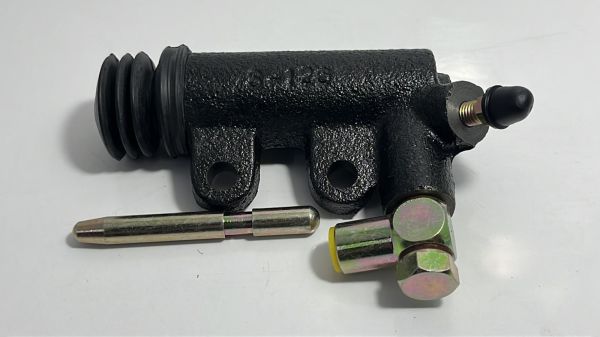 Alt Merkez Yaris 1.3 99-