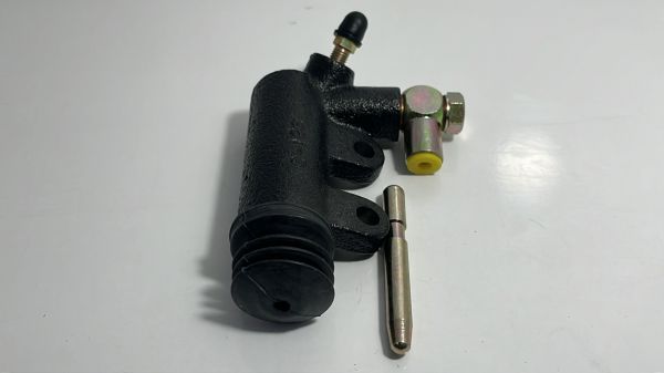 Alt Merkez Yaris 1.3 99-