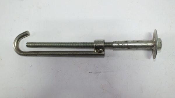 STAREX 2002-2008 STEPNE KANCASI (CİVATA)