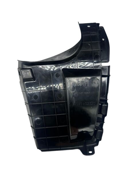 DAVLUMBAZ TAMPON COROLLA 13-19 ARKA RH