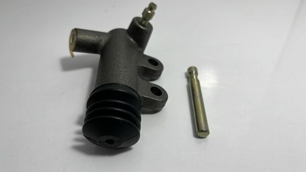 Alt Merkez Yaris 05-