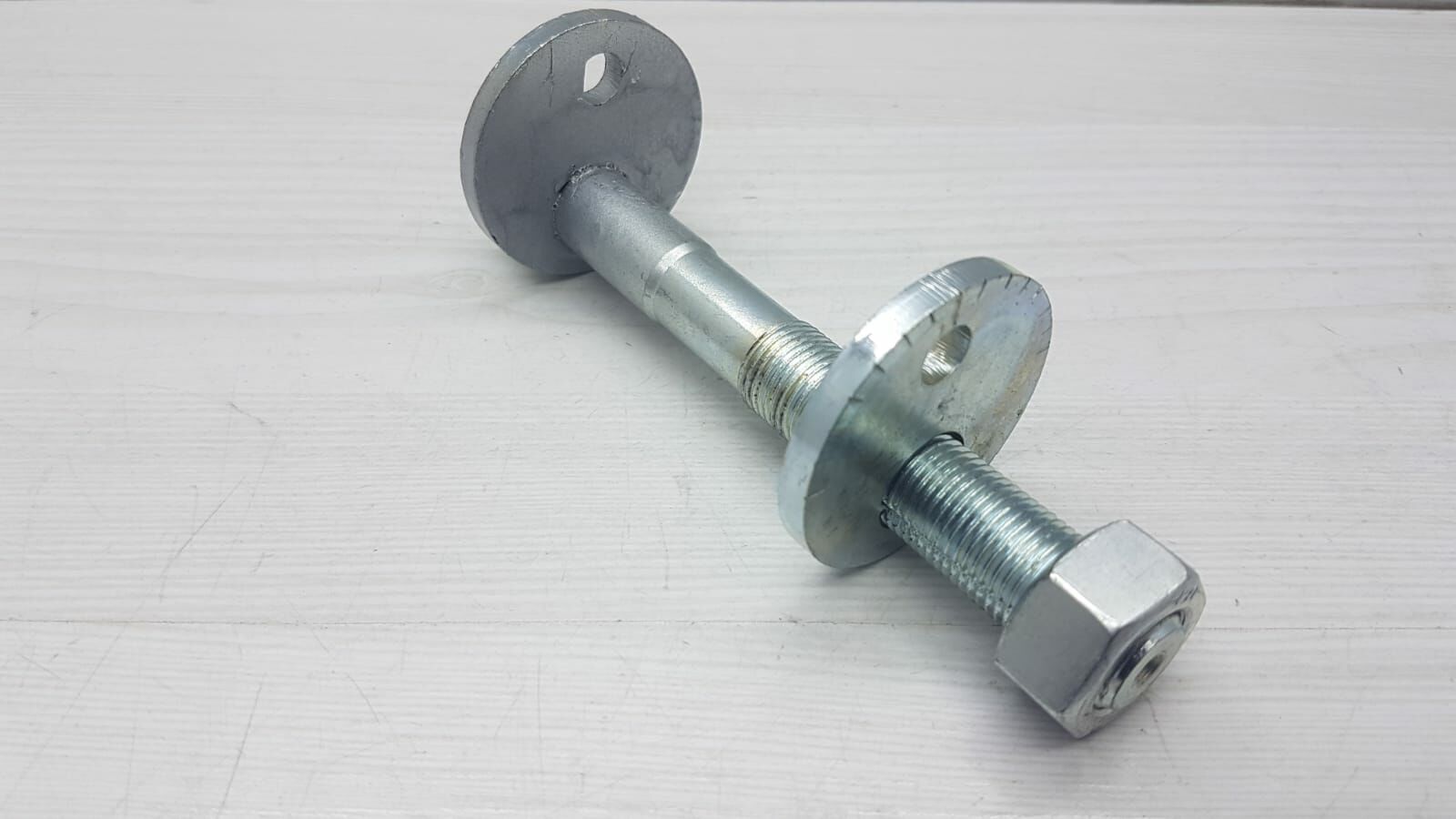 salıncak Civata Hilux 89-/06-