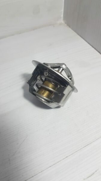 excel/lancer/carry/323 termostat