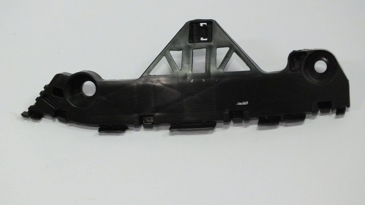 MAZDA 3 2009- TAMPON BAĞLANTI BRAKETİ SAĞ