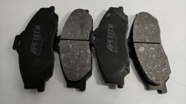 Balata Ön B2500 01-08 4X2/4X4