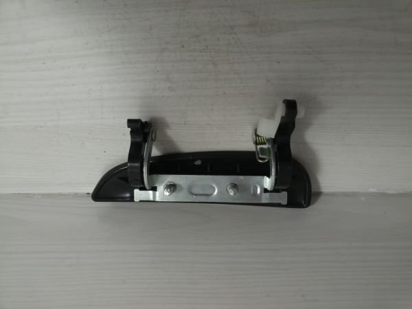 Rio kapı kolu ön dış sağ 03-05