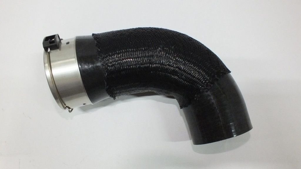 NAVARA 2.3 YS23 / MOVANO / MASTER 2.3 M9T ( PLASTİK ORTA BORU HARİÇ NO:2 TURBO HORTUMU ( ÜSTÜ BEZLİ OLAN )