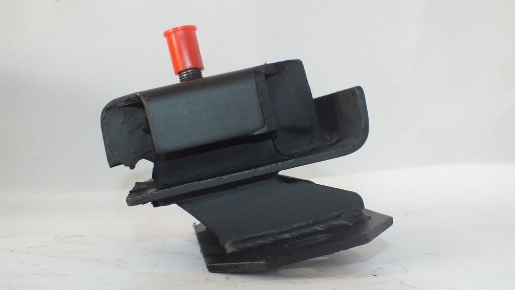 ISUZU NPR66 E.M MOTOR TAKOZU SAĞ