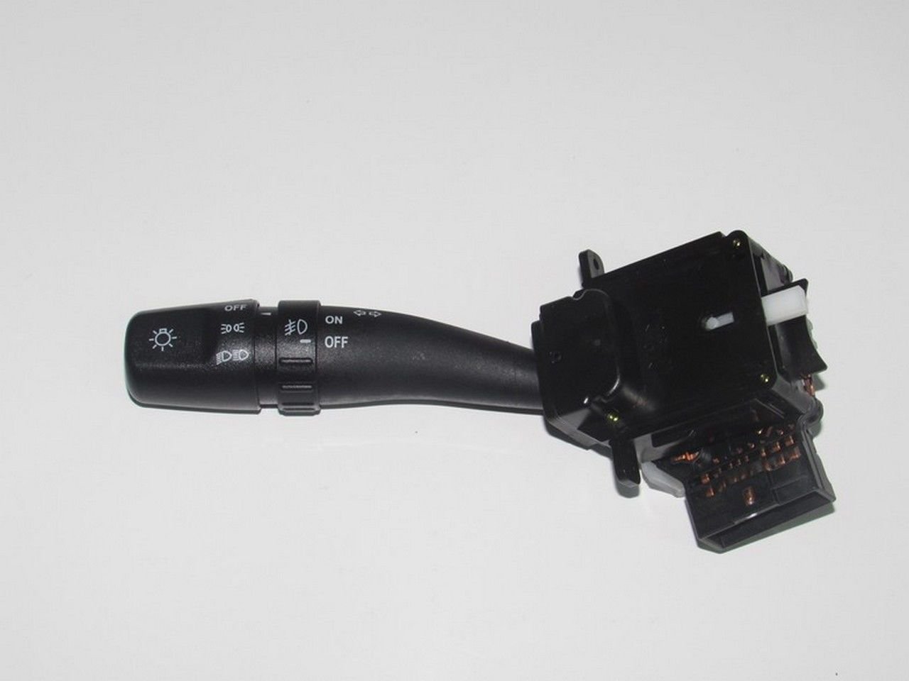 CERATO 04-09 FAR KOLU