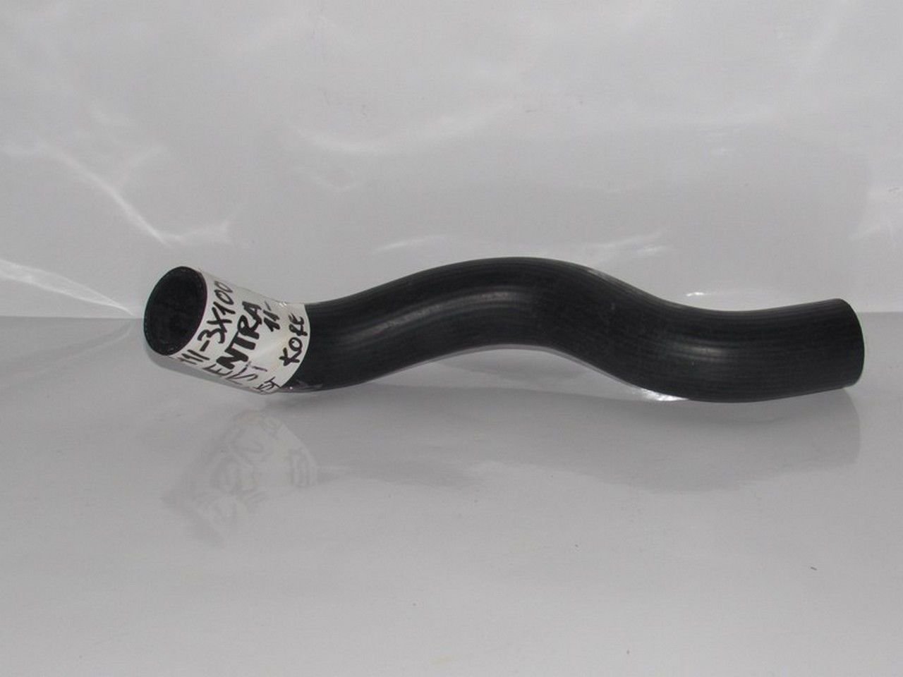 İ30 2012- / ELANTRA 2011- DİZEL RADYATÖR ÜST HORTUMU KISA