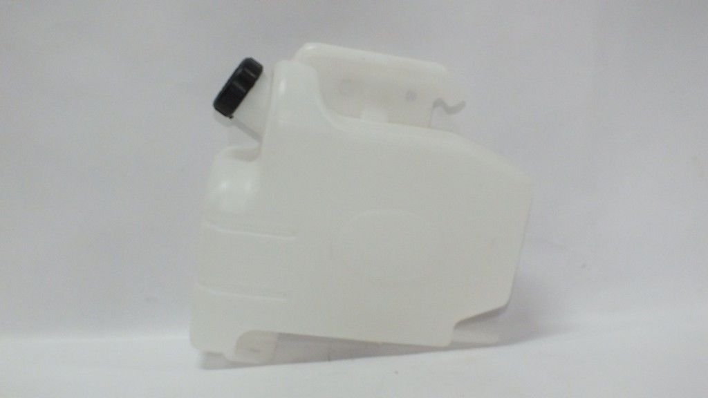 CANTER FUSO 711 / 859 RADYATÖR YEDEK SU DEPOSU