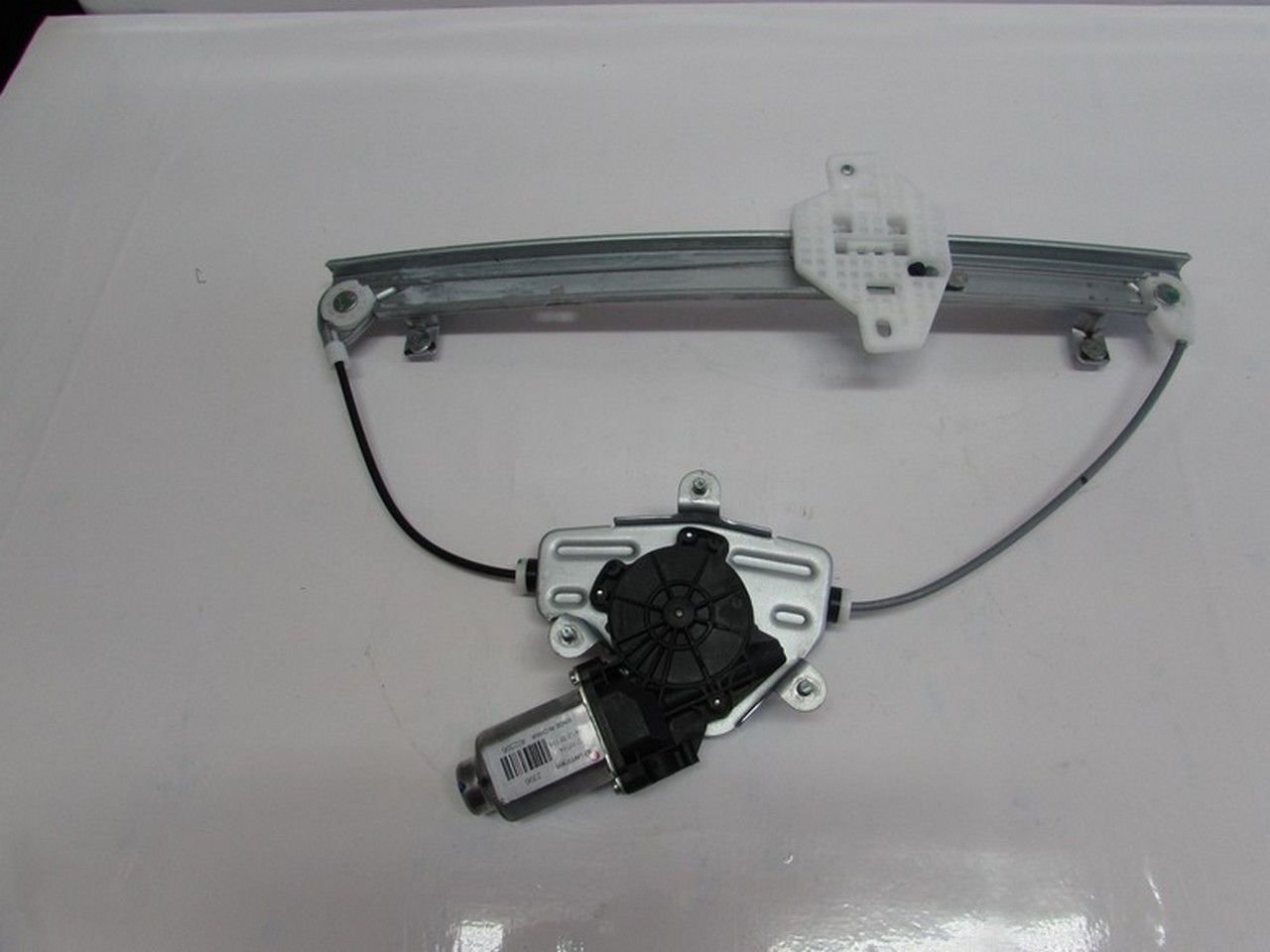 BLUE 11- CAM KRİKOSU ELEKTRİKLİ ARKA SOL