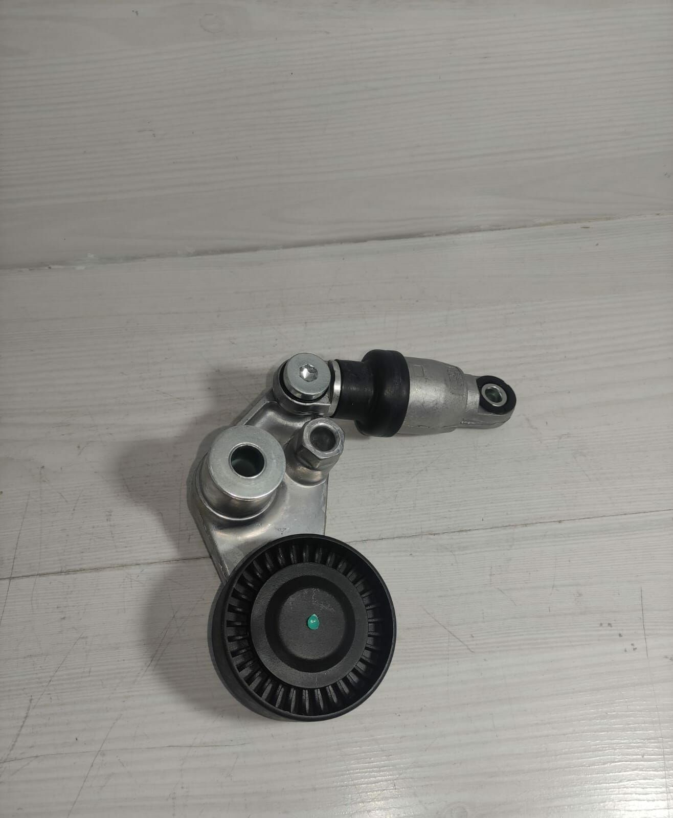 ssangyong actyon kyron şarz gergi rulmanı kütüğü