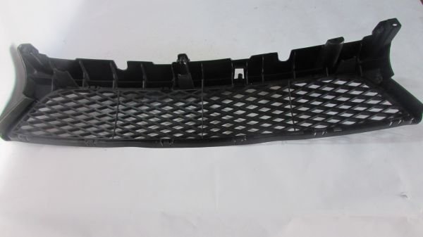 MAZDA 3 SEDAN TAMPON IZGARASI ÖN