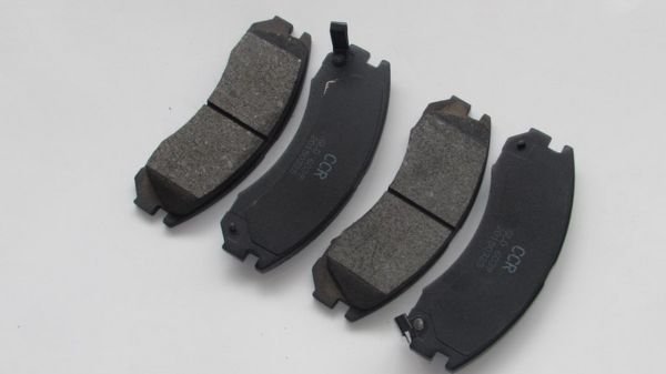 OUTLANDER 2,2 -2,4 2006- / PAJERO 1990-2000 / PEUGEOT 4007 2,2HDI 2,4HDI / L 200 (YURTDISI) 01- 4X4 FREN BALATASI ÖN DİSK