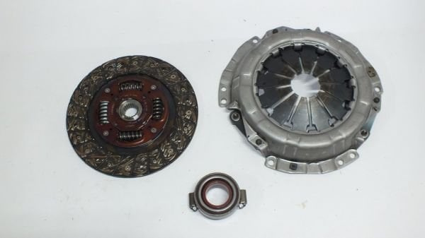 COROLLA 1.6 4AF 88-91 / 4AFE 92-97 / 1.6 3ZZ 00-01 ( 212 MM ) DEBRİYAJ SETİ RULMANLI