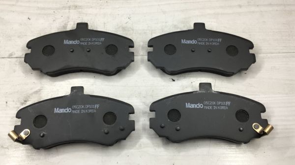 Balata Ön Elantra 04- Üstü Kulakli