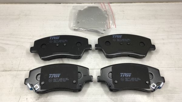 Balata Ön Elantra/Cerato 16- Delikli Blue