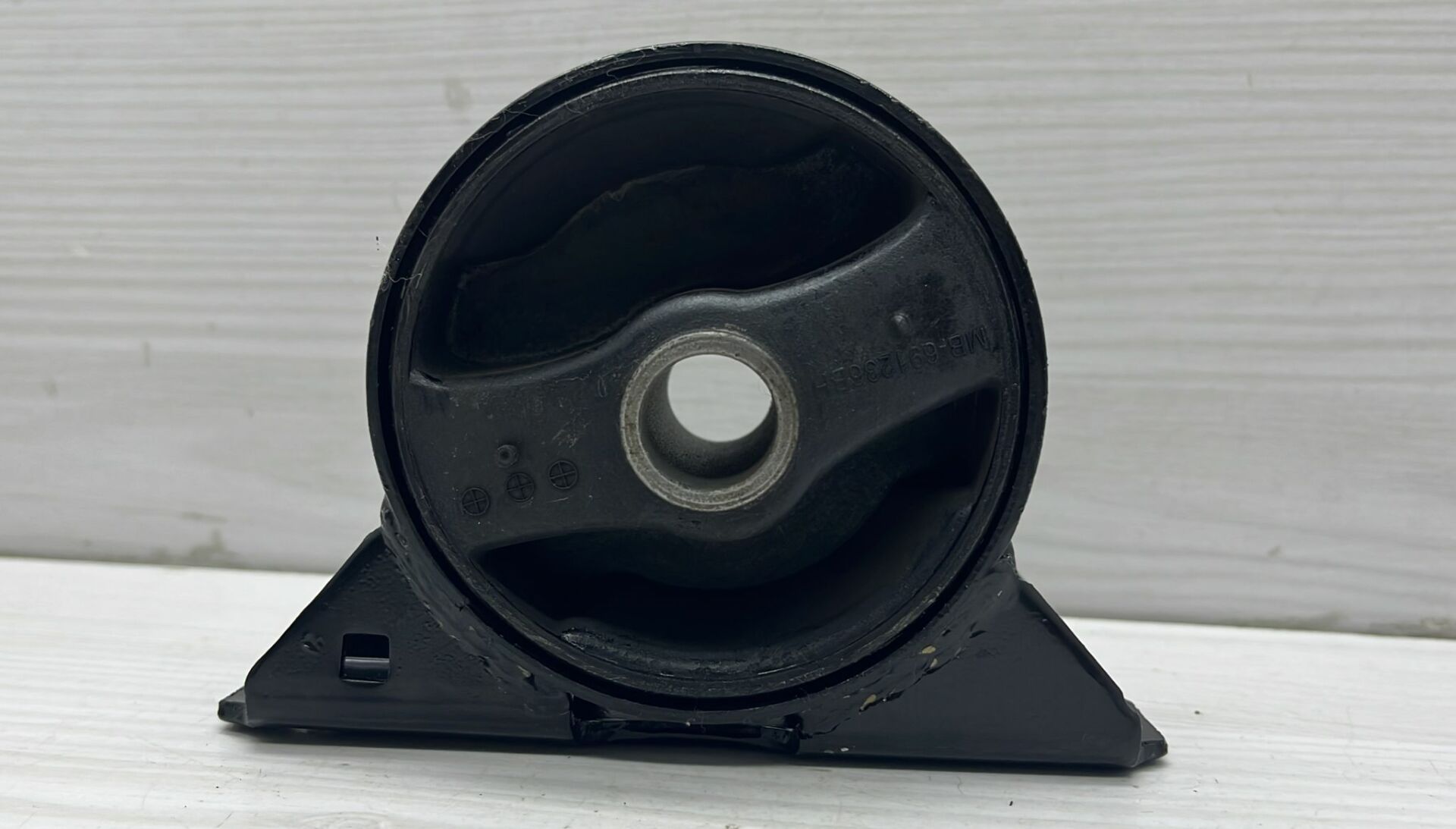 Motor Takozu Lancer 03-08 Ön Otom