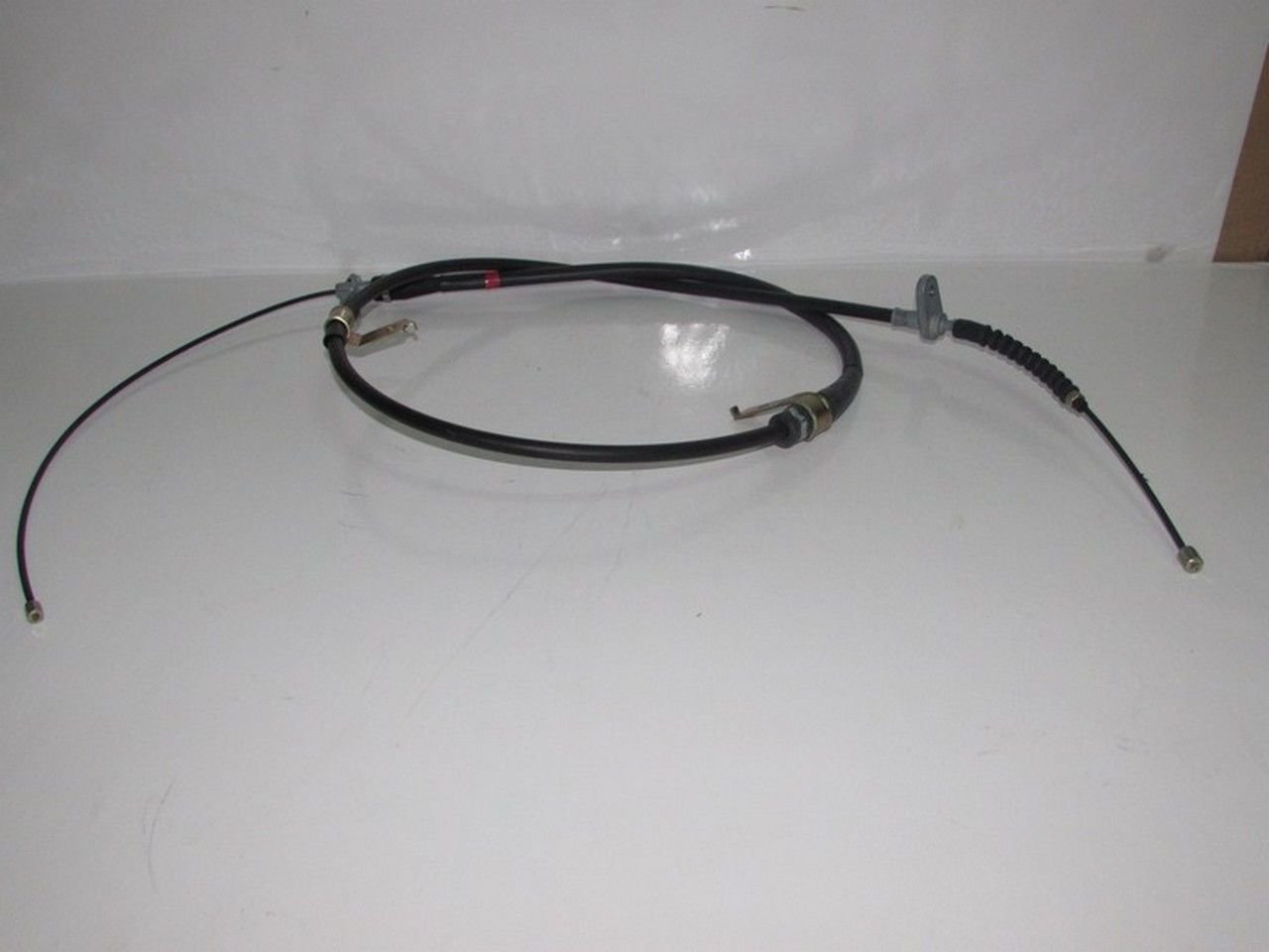 D22 1998- EL FREN TELİ ARKA SOL