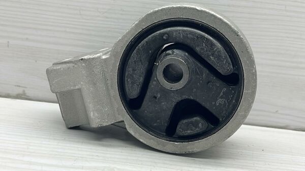 Motor Takozu Carisma 96-06 Sanziman Sol