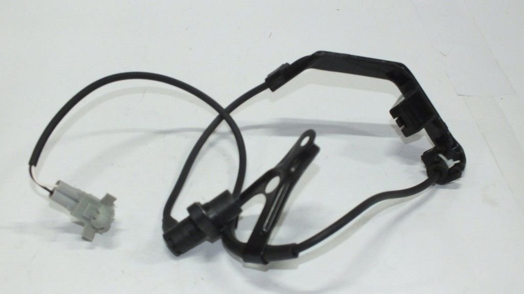 COROLLA 98-02 ABS SENSÖRÜ ÖN SAĞ