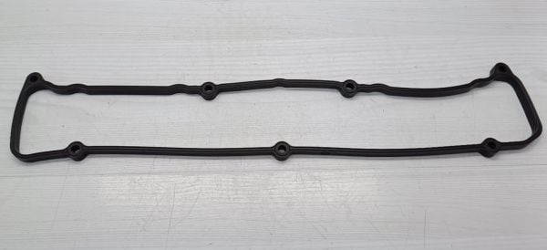 Üst Kapak Conta Carisma 1.8 Sağ