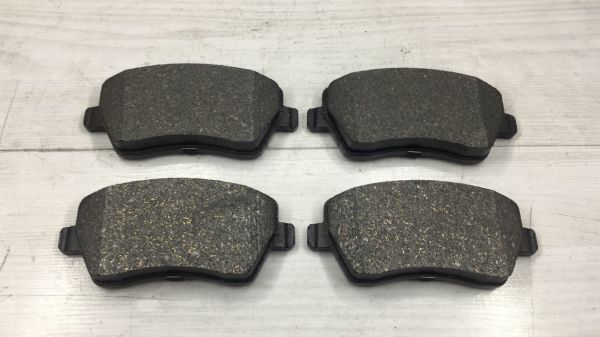 Suzukı Swıft/ Mıcra 2005- Ön Balata Takım