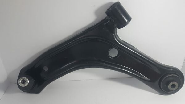 sx4 salıncak sol 13-/vıtara 15- alt tabla rotil