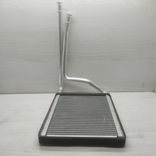 KALORIFER RADYATÖRÜ COROLLA 02-07