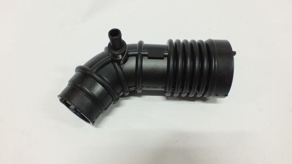 BONGO 2.5 CRDI  D4CB 2010- HAVA FİLTRE HORTUMU ( PLASTİK BORU HARİÇ )