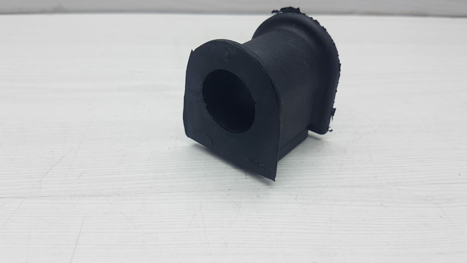 Viraj Lastiği Avensis 92-03 Ön