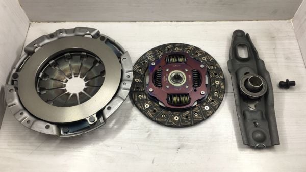 Debriyaj Seti Lancer 08- 1,5