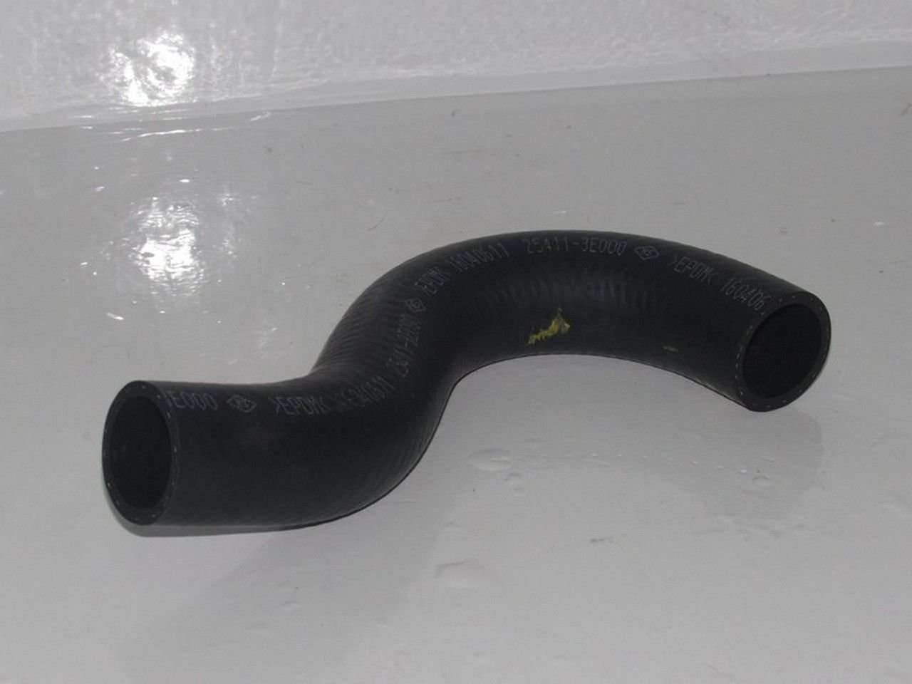 SORENTO 02-06 RADYATÖR ÜST HORTUMU