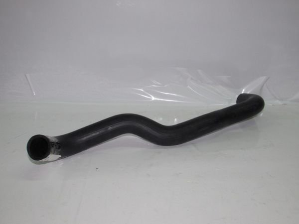 TUCSON 2004-2010 / SPORTAGE 2005-2010 DİZEL RADYATÖR ALT HORTUMU