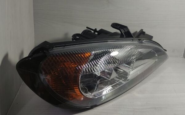 Far Primera Sağ 99-01