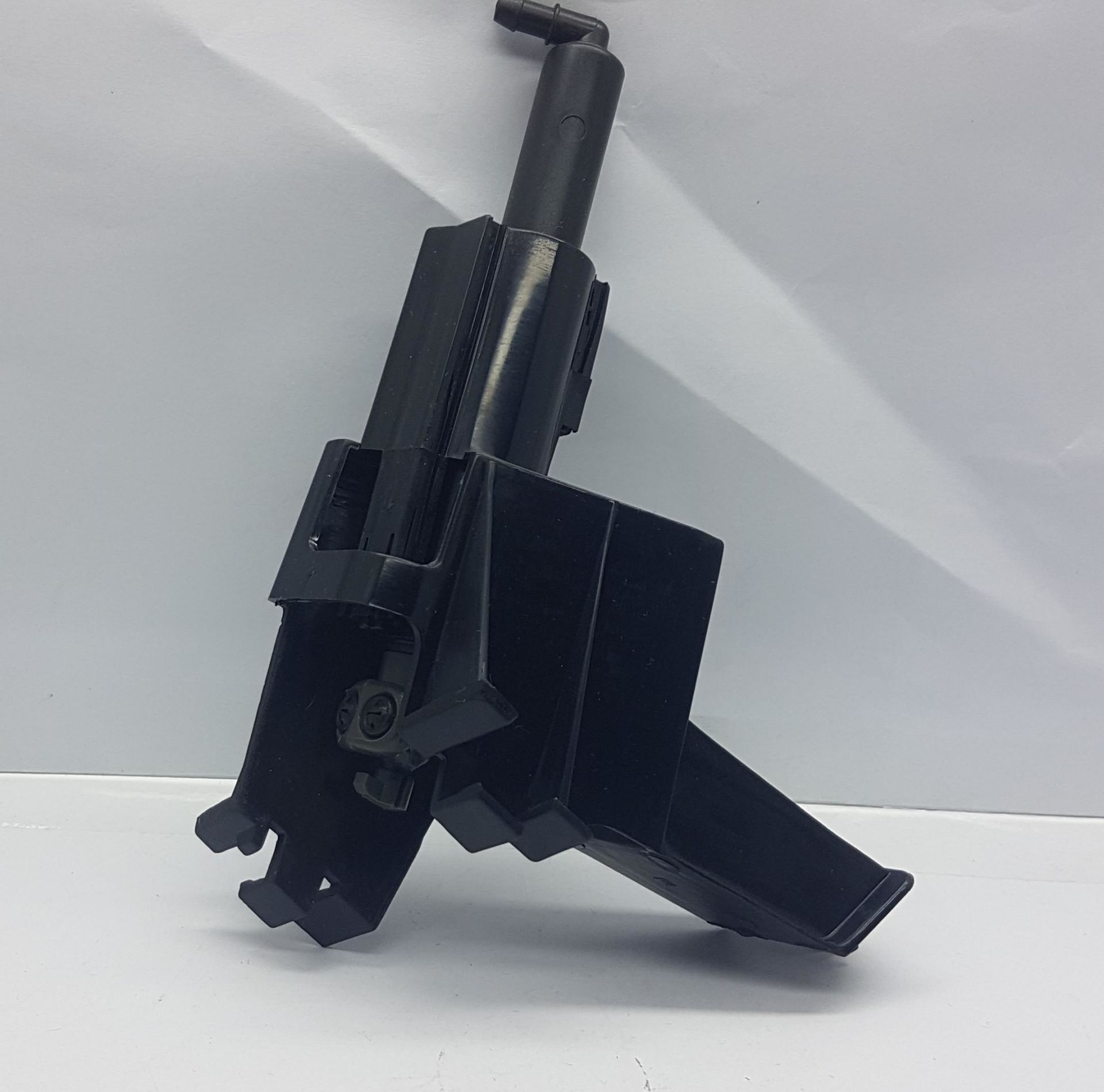 Far Yıkama Motoru Qashqai Sağ 2010-2013