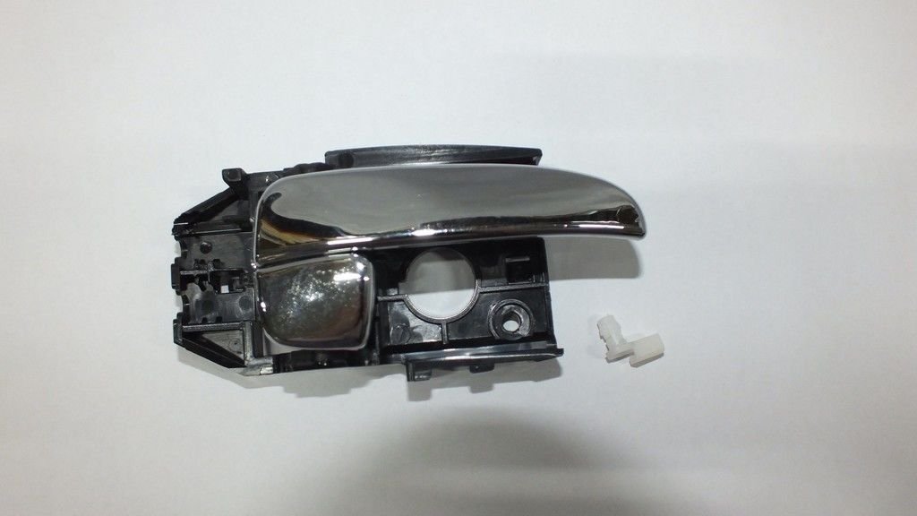 ELANTRA 2000-2006 KAPI KOLU İÇ AÇMA SAĞ NİKELAJLI