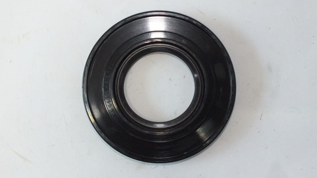 NKR 46X94,5X8-9,5 ARKA TEKER DIŞ KEÇE