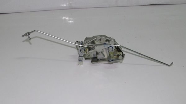 XENON ÖN KAPI KİLİDİ  İÇ SAĞ